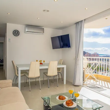 Prime 2bd With Balcony, View & Pool In Veronicas Apartment Arona (Tenerife)