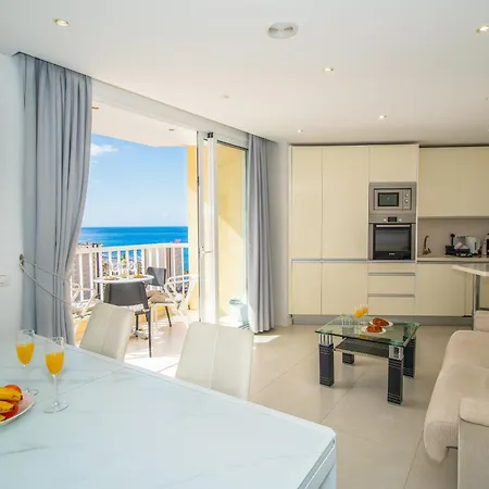 Prime 2bd With Balcony, View & Pool In Veronicas Apartment Arona (Tenerife)
